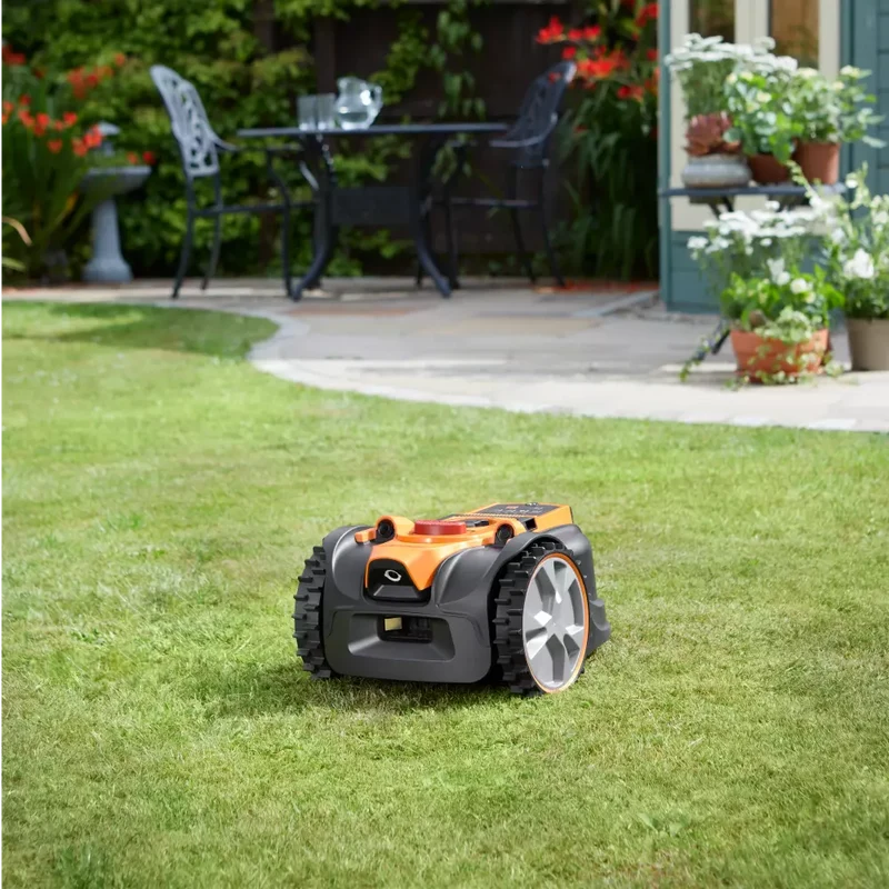 LawnMaster OcuMow® AMB16-400 Essential Kit | Auto Charging Vision Robot Lawn Mower-with Spare Magnetic strip & Blades