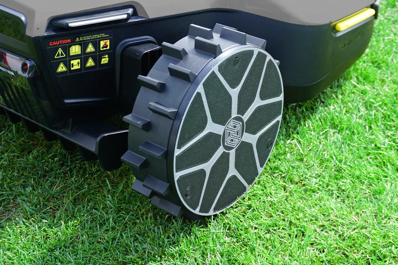 Mammotion Yuka mini Mähroboter Performance Komplettpaket PRO Radabdeckungen