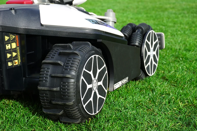 Mammotion Luba mini AWD Mähroboter Performance Style Radabdeckung Radkappe Felge