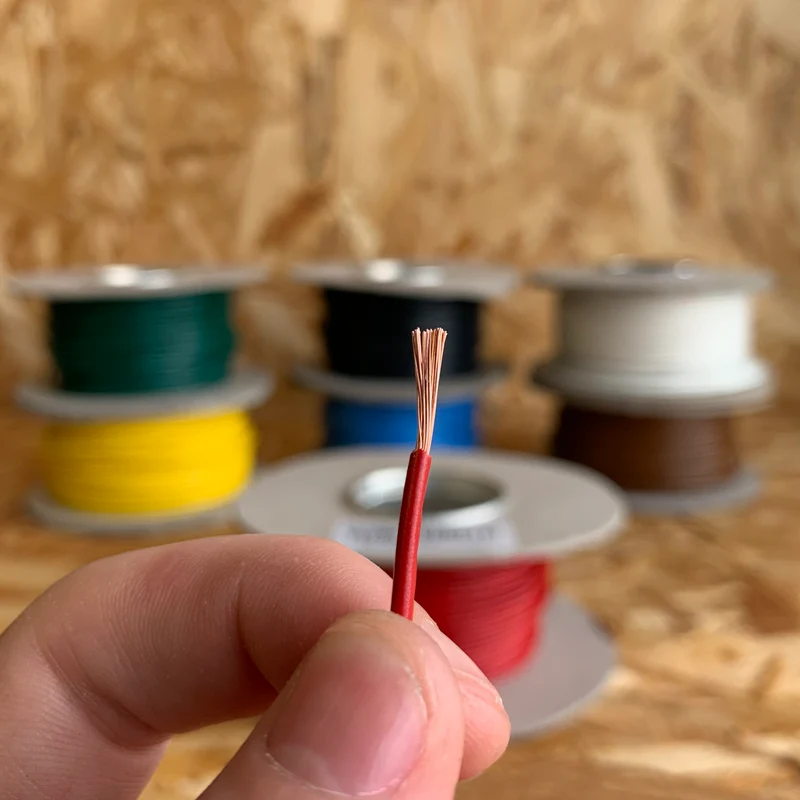 Einadriges Kfz-Kabel 1 mm² - Dünnwandig / 50-Meter-Spule