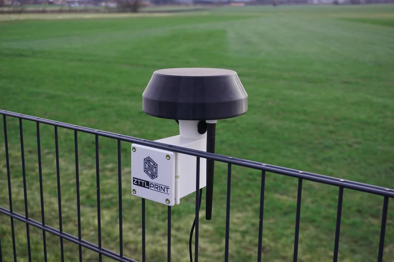 Mammotion Luba mini AWD & Yuka mini Mähroboter Performance Style Antennenschutz