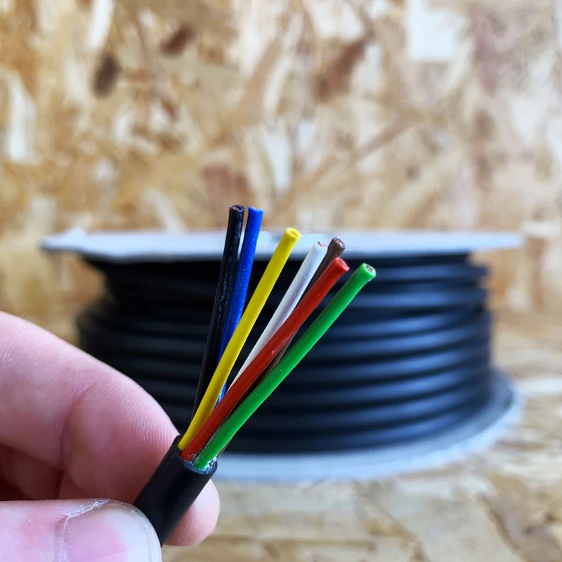 7-adriges Autokabel / 7 x 0.75 mm² / mittlere Beanspruchung