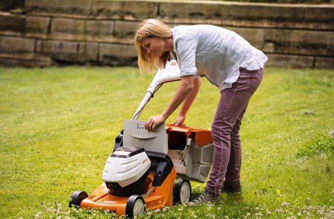 STIHL Akku Rasenmäher RMA 443 PV